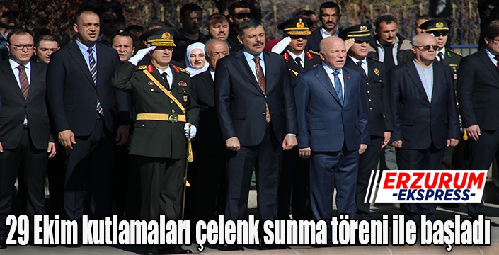 29 Ekim kutlamaları çelenk sunma töreni ile başladı